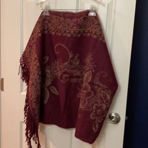 Thick burgundy and tan scarf